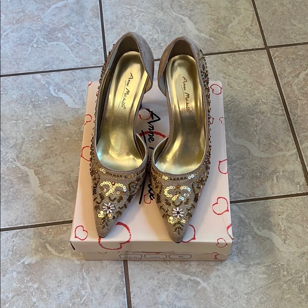 Brown/Gold heels